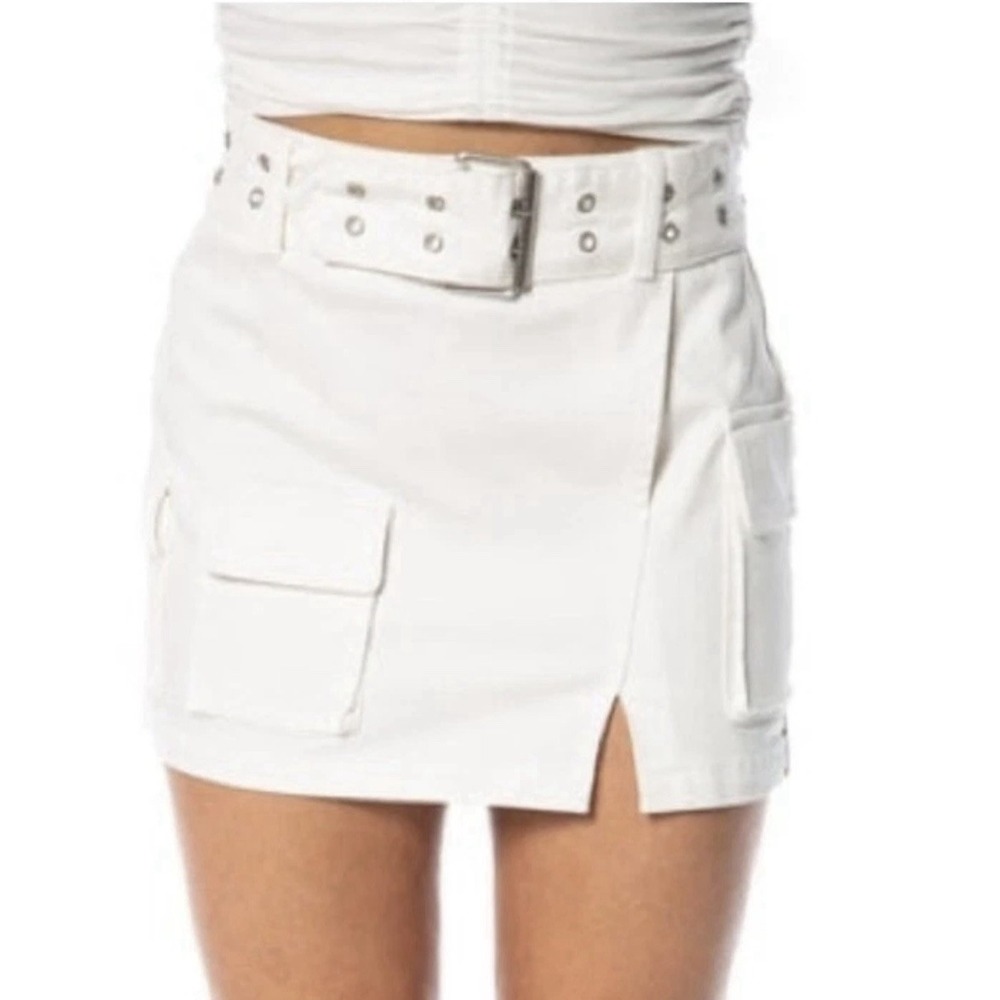 Juicy Couture Sz 32/16 MiniSkirt White NWT Cotton Cargo Belt Pockets Zipper Slit
